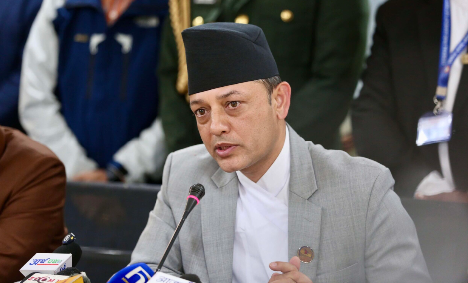 上任仅一月争抢“红护照” 尼泊尔新议员陷特权风波